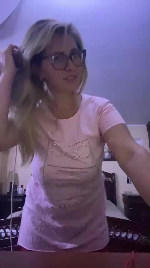 Elegant00Girl Live Sex December 15, 2025