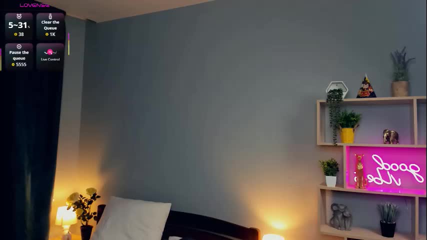 paulettelafevre Live Sex December 15, 2025