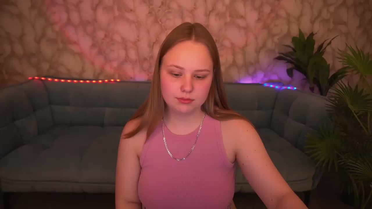 CrystallPaws Live Sex December 17, 2025