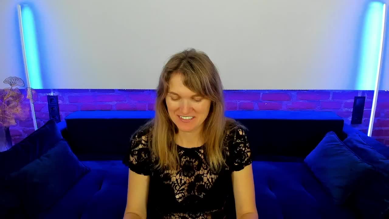 Annabel-xxx Live Sex December 14, 2025