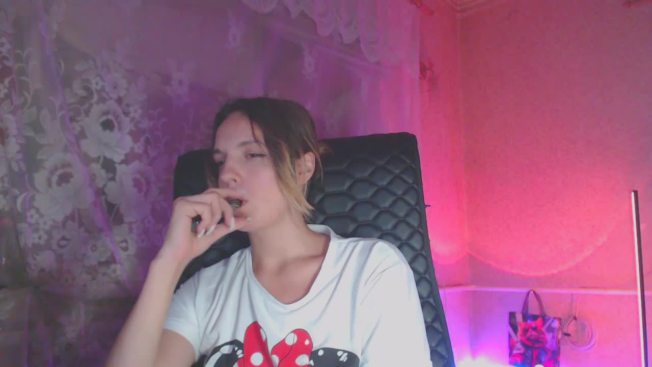 Babymuro4ka Live Sex December 17, 2025