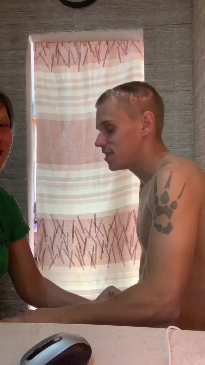 Dmeesk Live Sex December 12, 2025