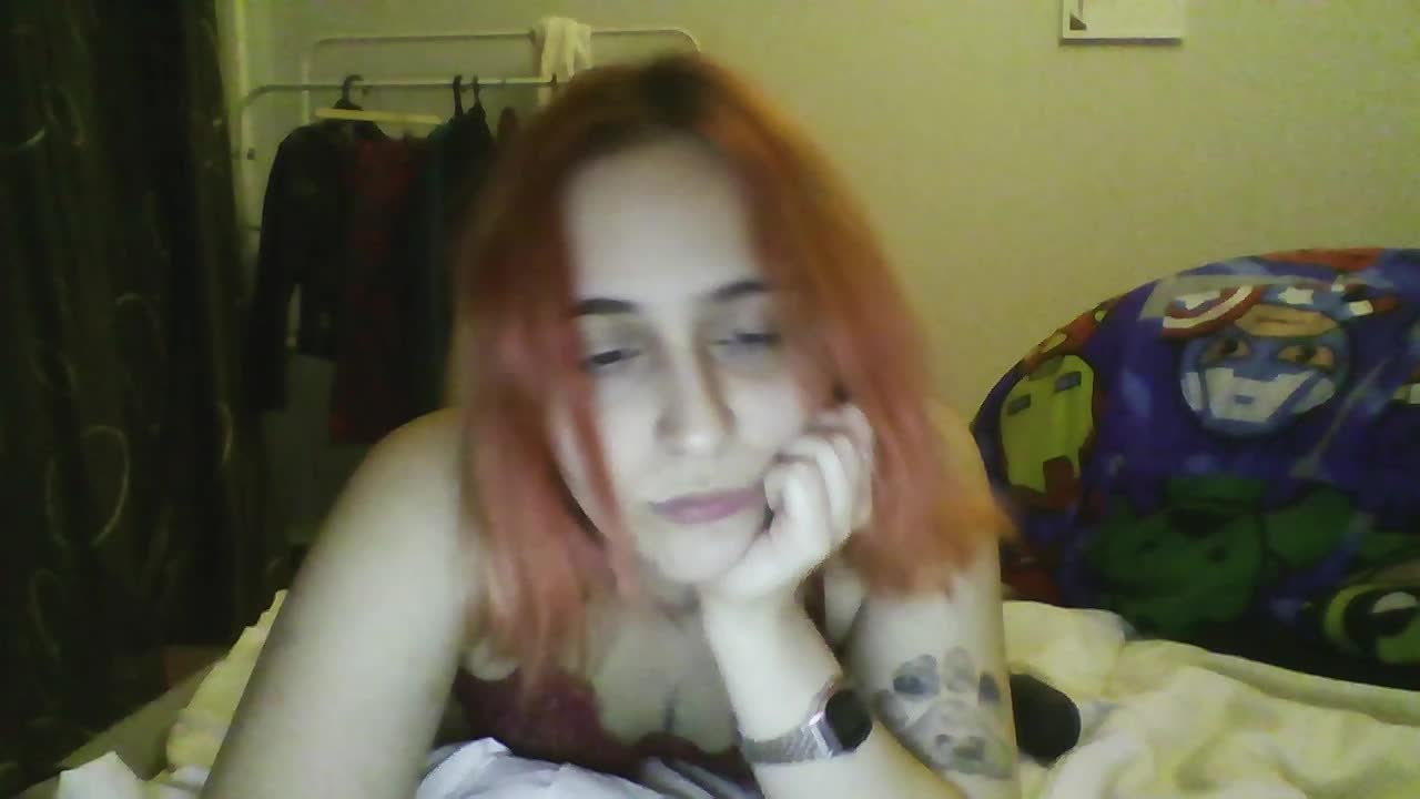 Hotredhead01 Live Sex December 13, 2025