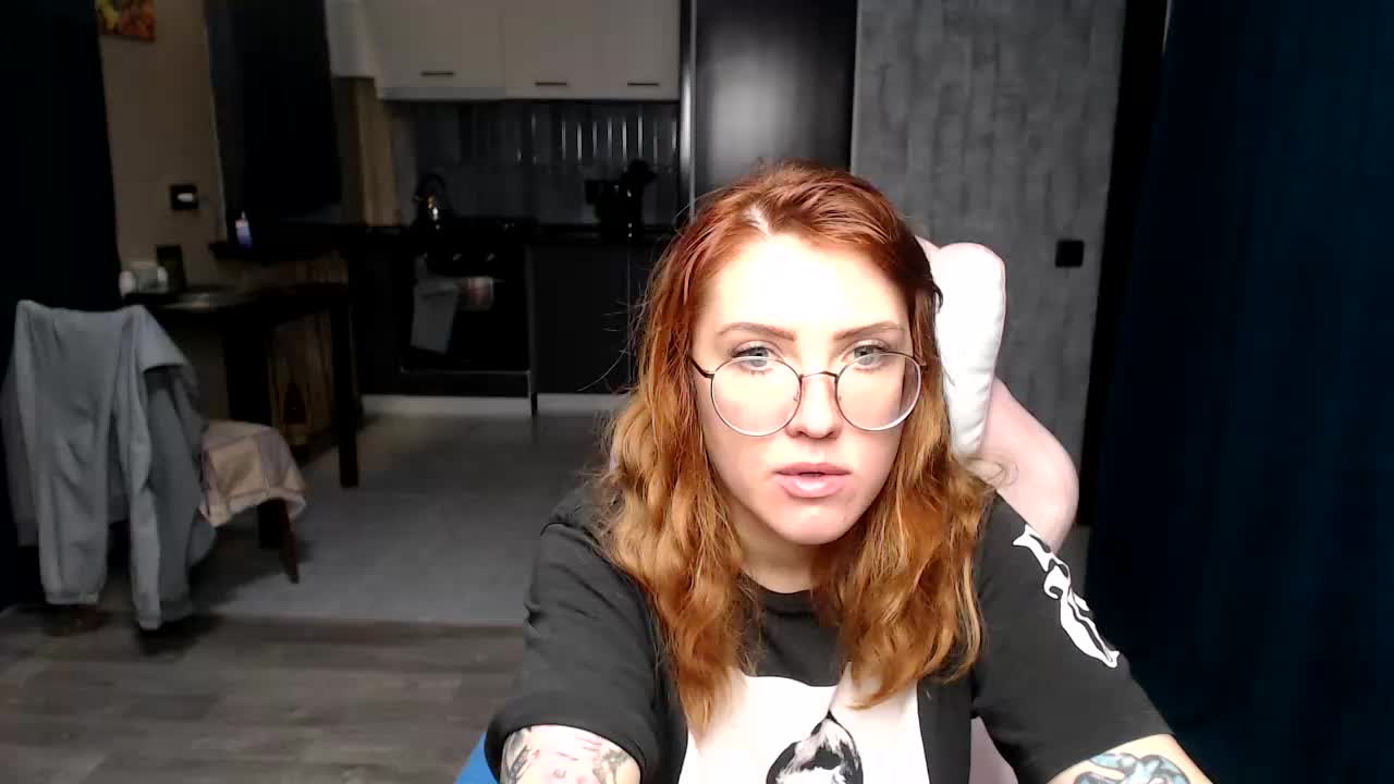 Regimasmile Live Sex December 14, 2025