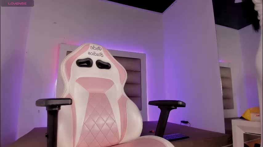 ashley_js Live Sex December 13, 2025