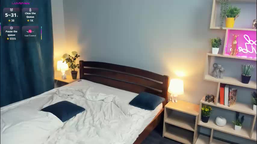 paulettelafevre Live Sex December 15, 2025