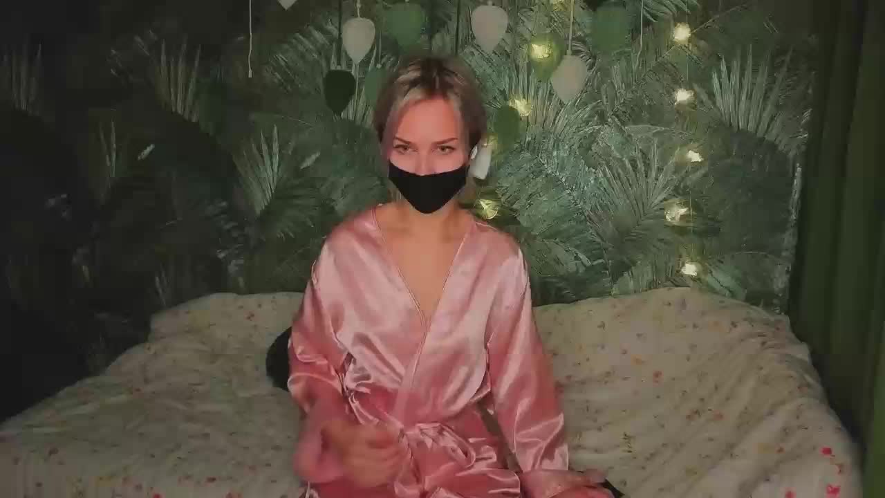 Meeeeow Live Sex December 14, 2025