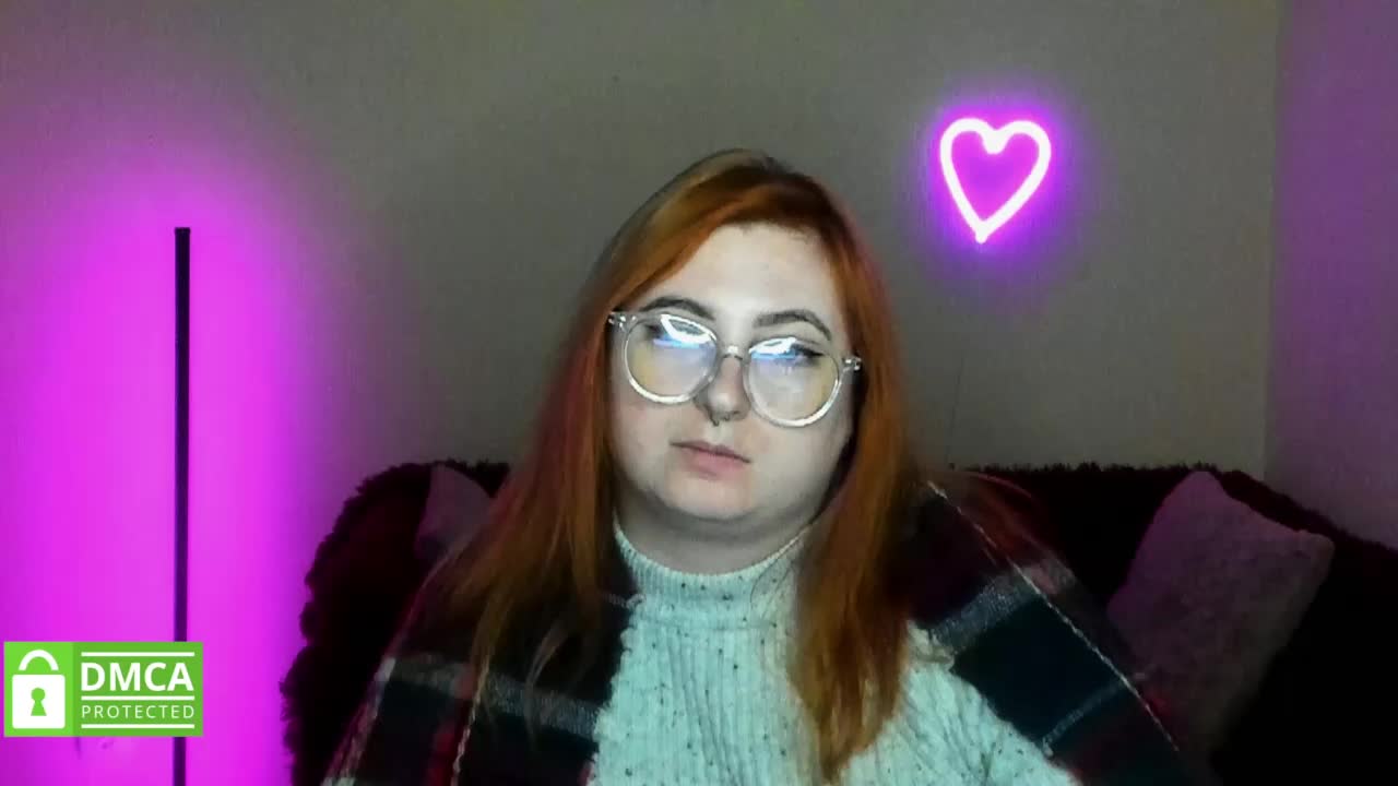 Aliciaredluv Live Sex December 17, 2025