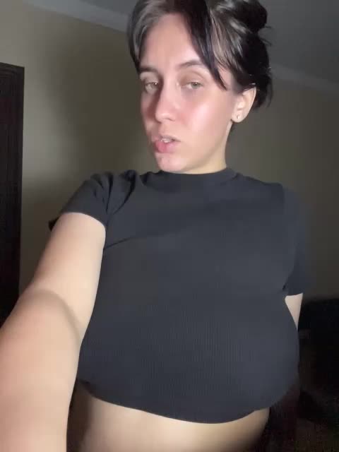 Zaykaaa11 Live Sex October 14, 2025