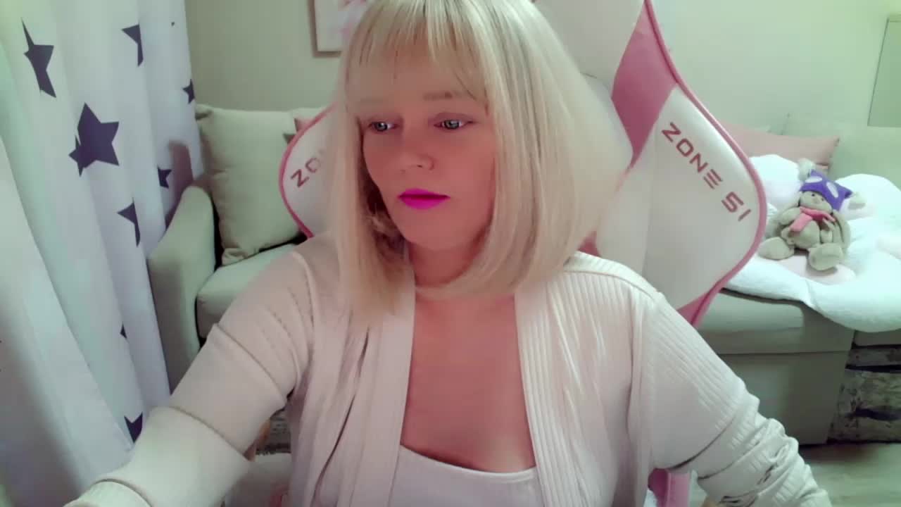 ChristieRoses Live Sex December 13, 2025