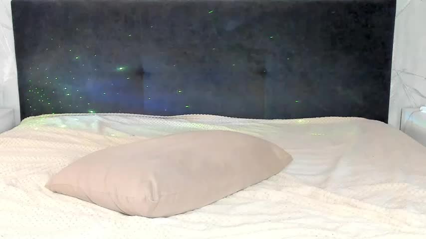 Eva_Merlin3 Live Sex October 14, 2025