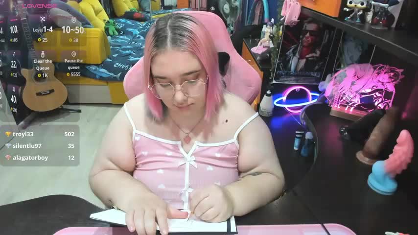 Softie_Sofy Live Sex December 14, 2025