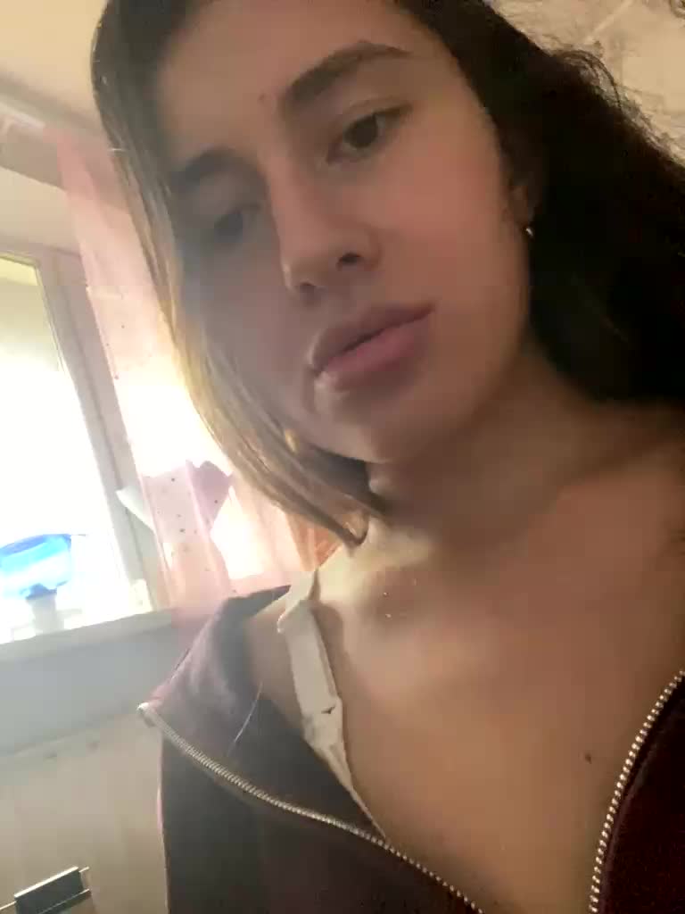 KristinaScott Live Sex December 13, 2025