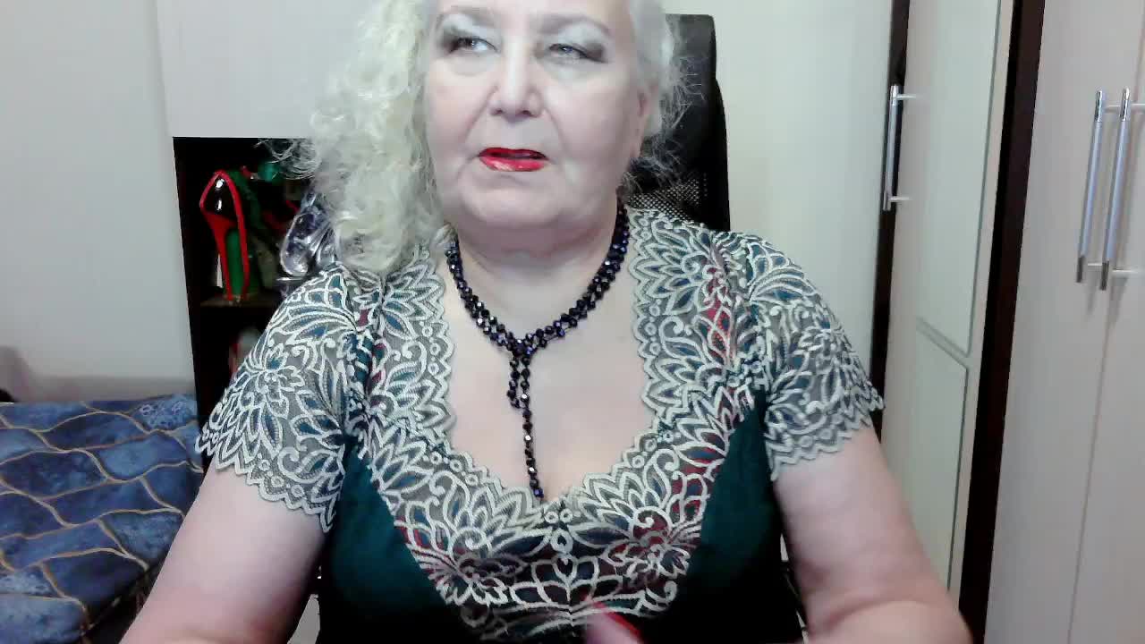 GrannyWants Live Sex December 17, 2025