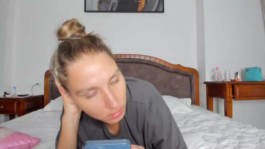 SofiClimbing Live Sex December 13, 2025