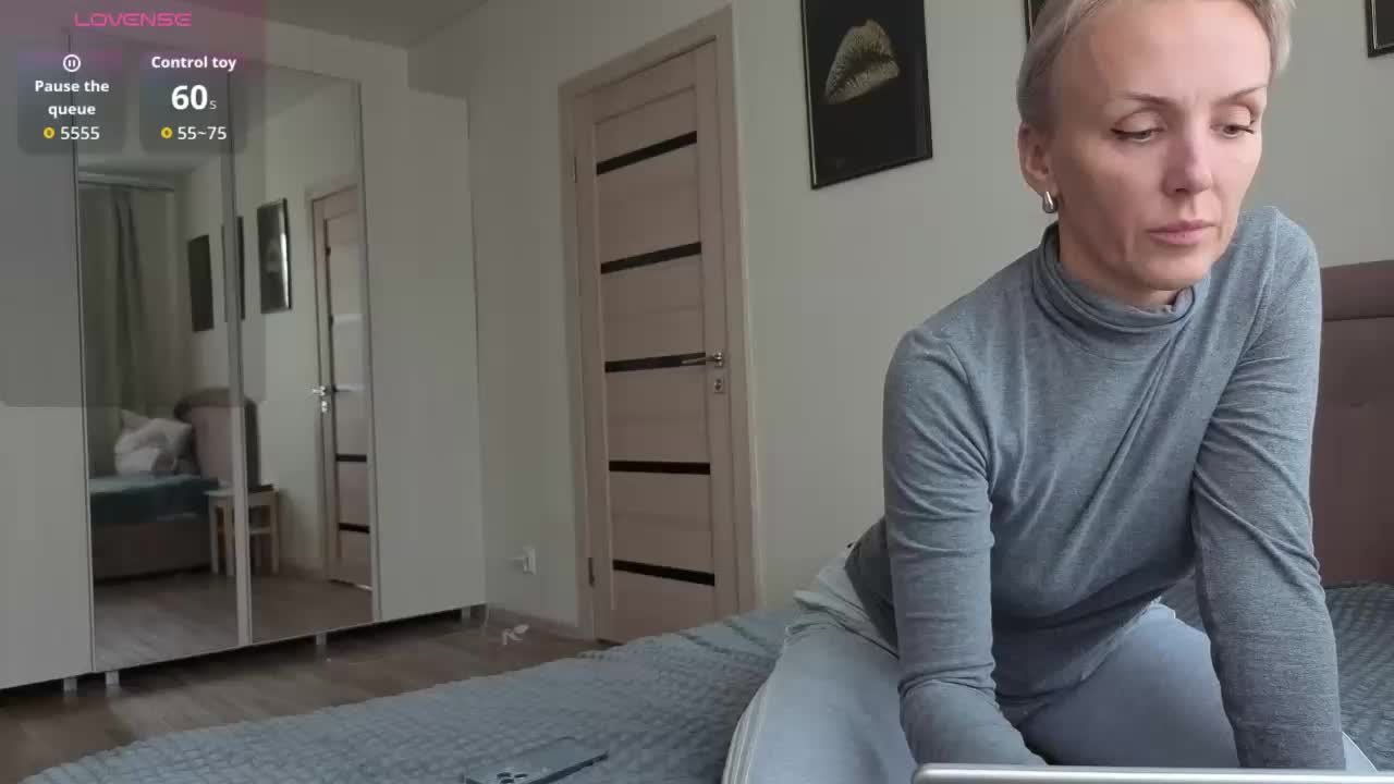 FemdomLedyMaria Live Sex December 13, 2025