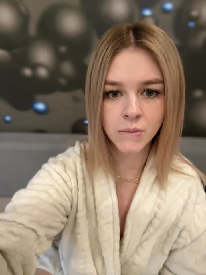 Love_Bri Live Sex December 18, 2025