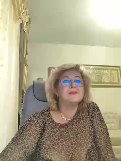 KarinkaSweet Live Sex December 17, 2025
