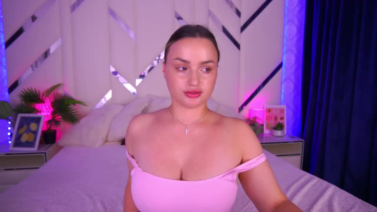 FloraGreys Live Sex December 14, 2025
