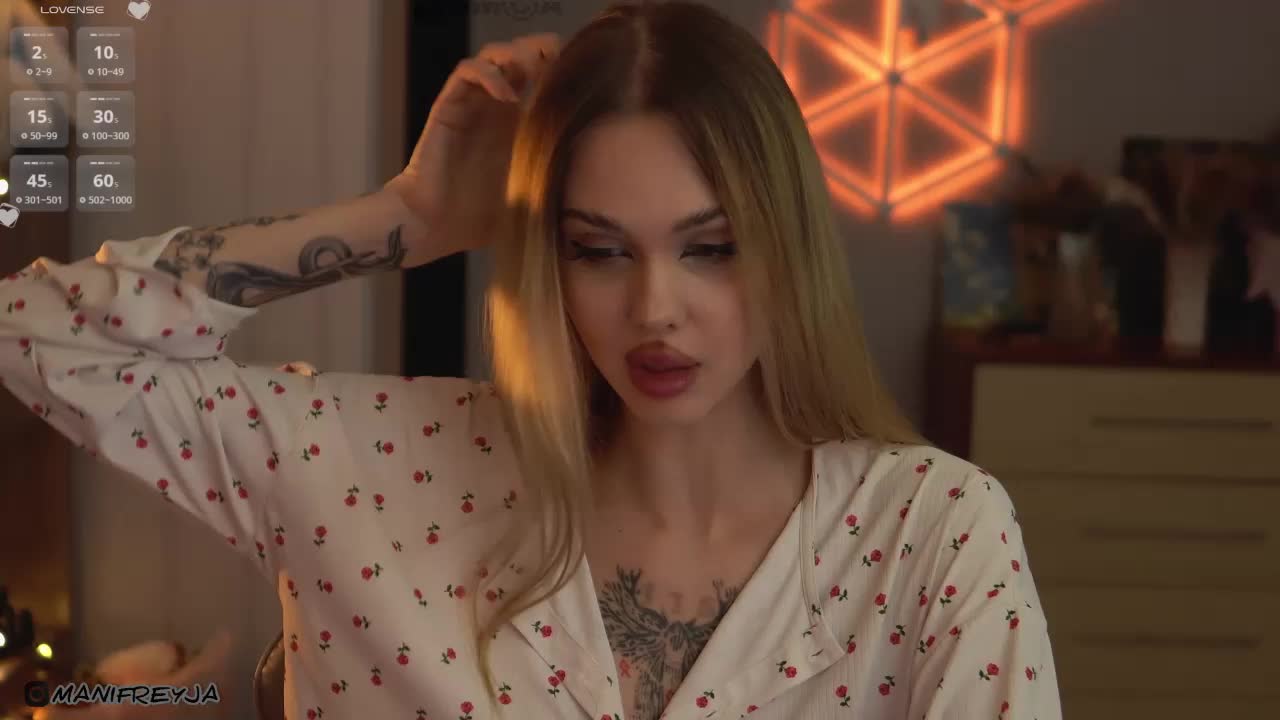 ManiFreyja Live Sex December 14, 2025