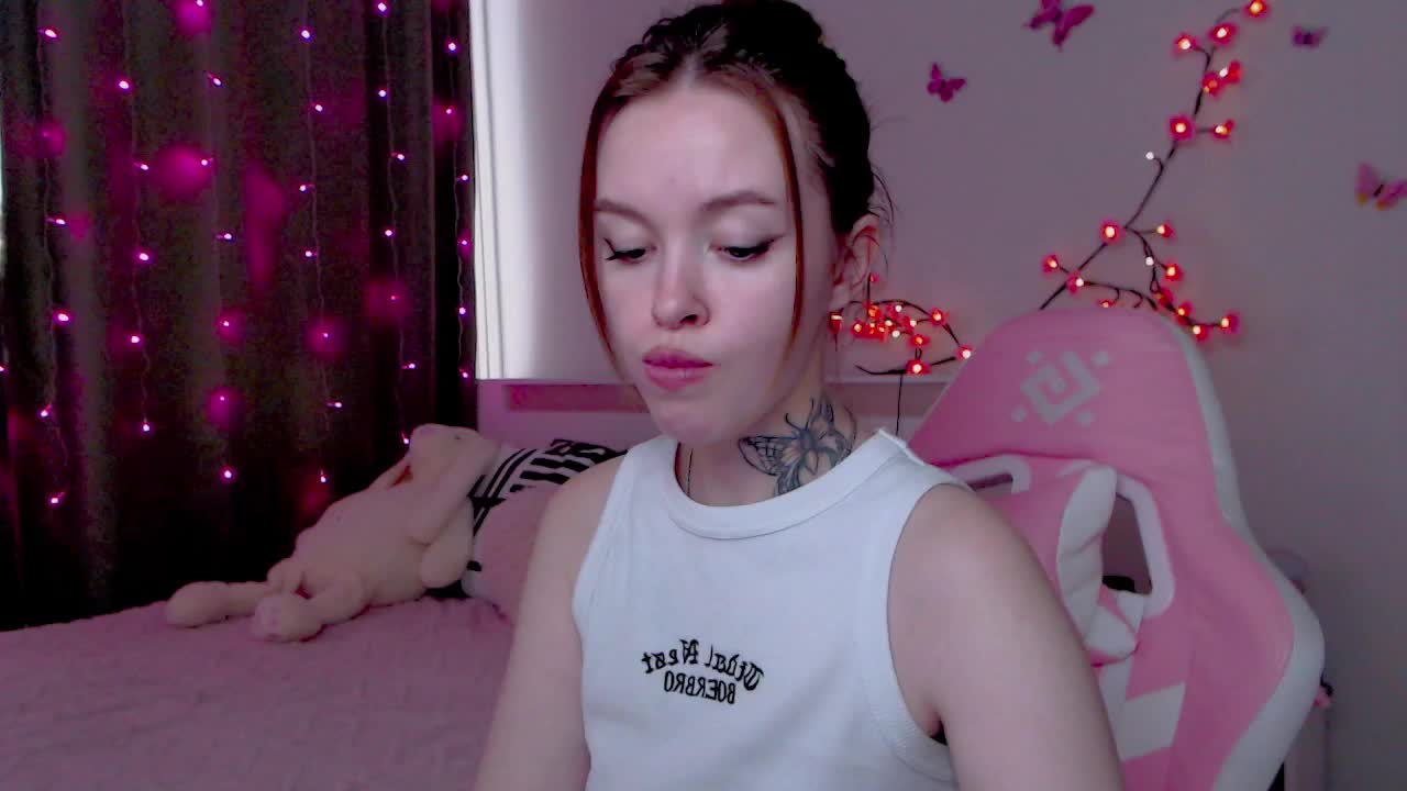 NaughtyMable Live Sex December 14, 2025