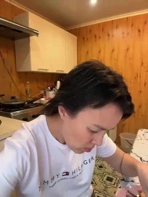 vik77777A Live Sex December 13, 2025