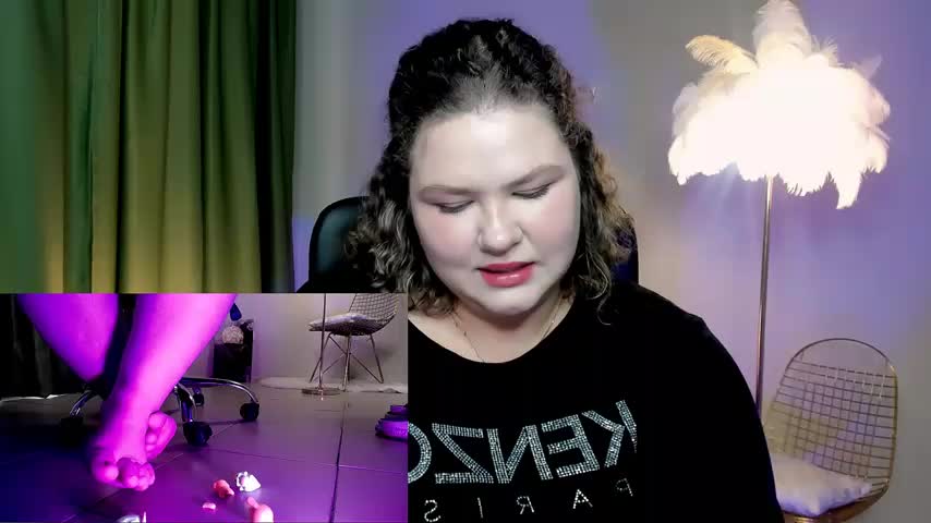 FlorenceAnderson Live Sex December 14, 2025