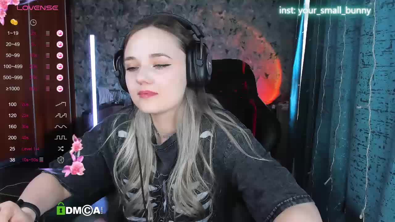 your-small-bunny Live Sex December 13, 2025