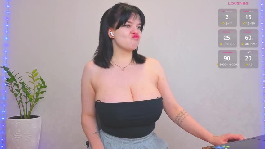 LovlyBambi Live Sex December 14, 2025