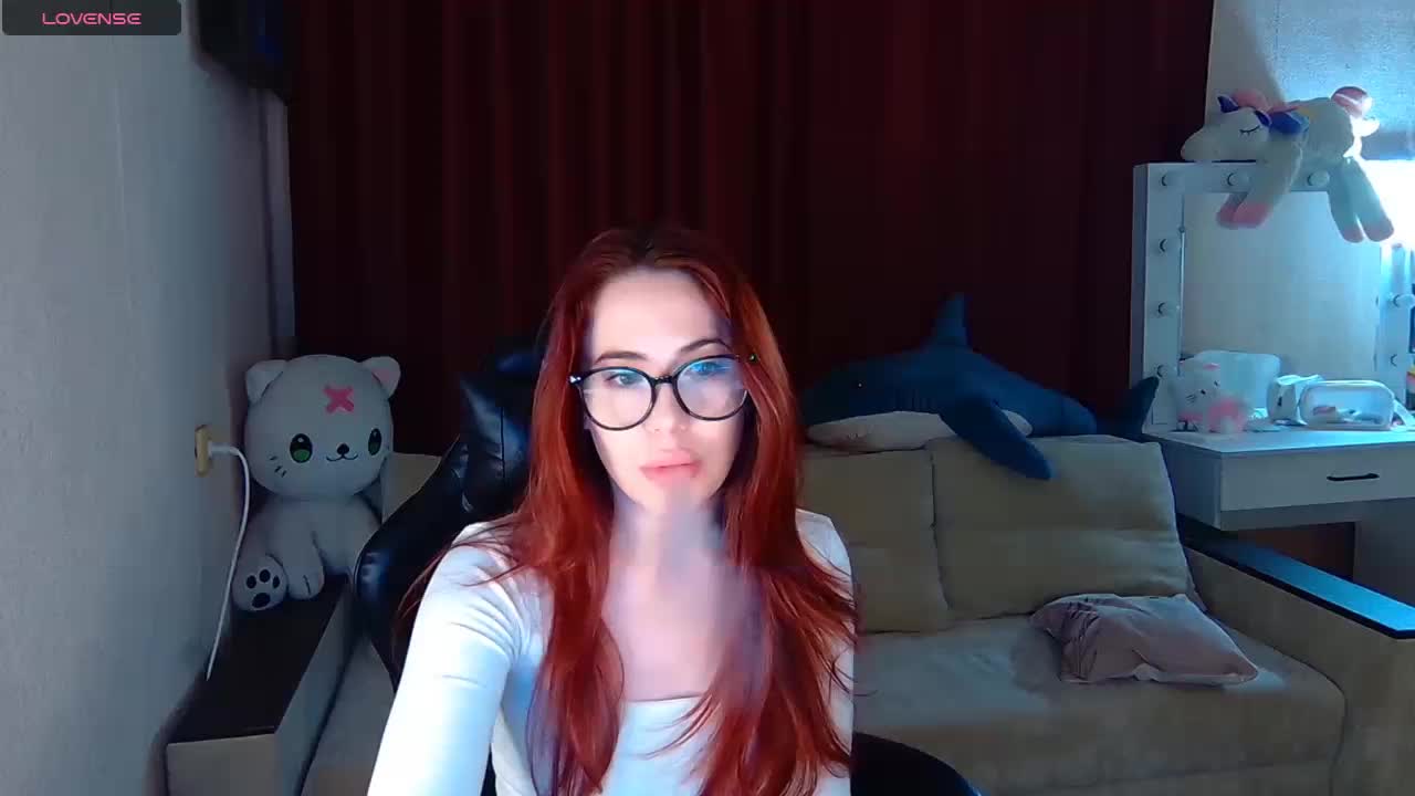 miss-alice- Live Sex December 17, 2025