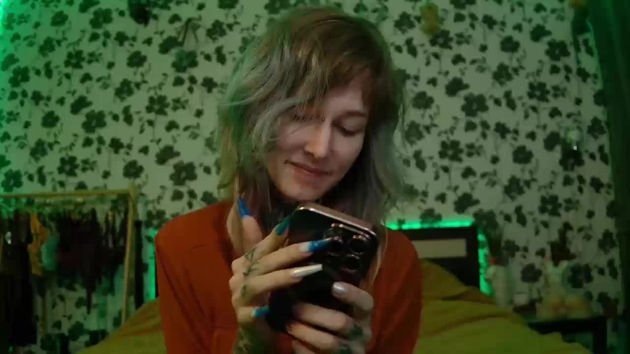 LittleSpaceMouse- Live Sex December 13, 2025