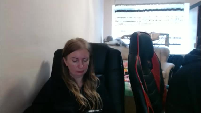 jenisandpeter Live Sex December 19, 2025