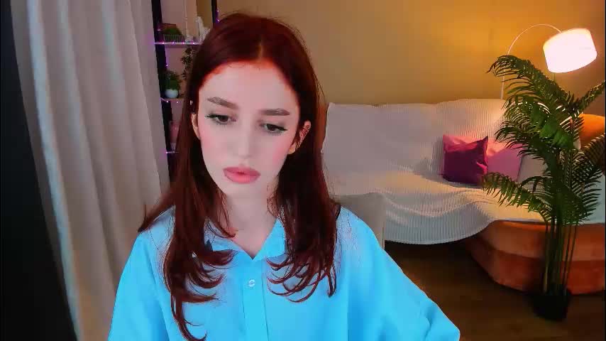christinaconteeree Live Sex December 13, 2025