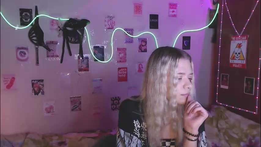 your_horny_friends Live Sex December 14, 2025