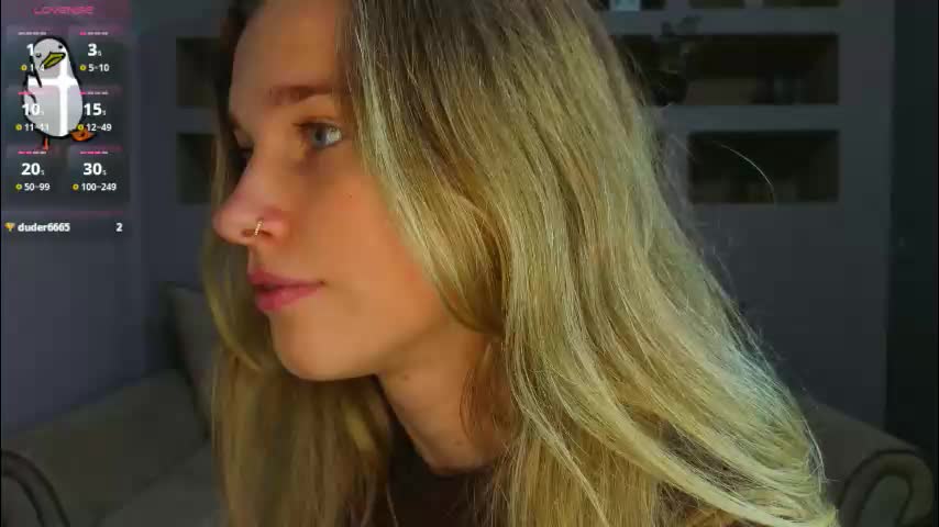 lynntiny Live Sex December 13, 2025