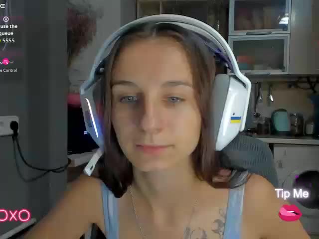 KikNika Live Sex 2025.10.15