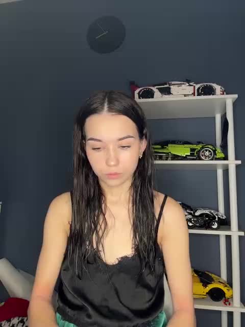 Akadori Live Sex December 15, 2025