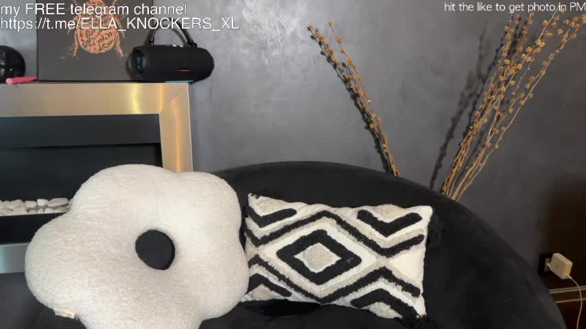 ella_knockers_xl Live Sex December 13, 2025