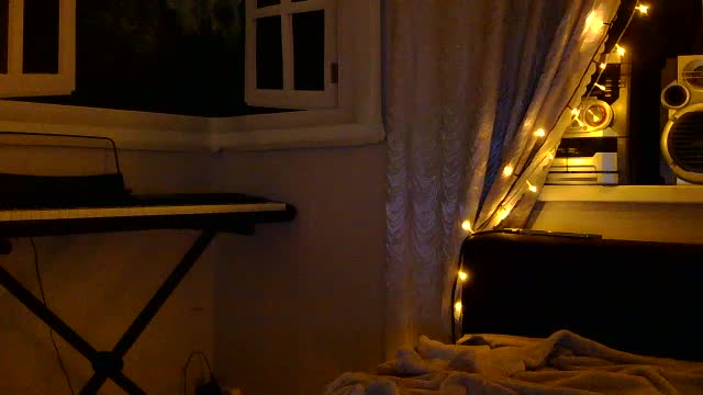 Elly_Silence Live Sex October 15, 2025