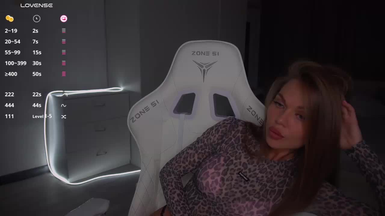 Evelina_fox Live Sex December 19, 2025
