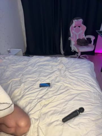 millemimi Live Sex December 17, 2025