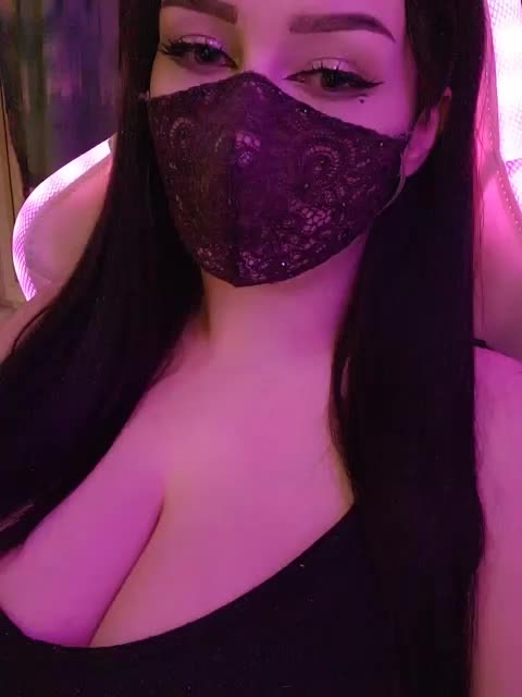 IIVII Live Sex December 13, 2025