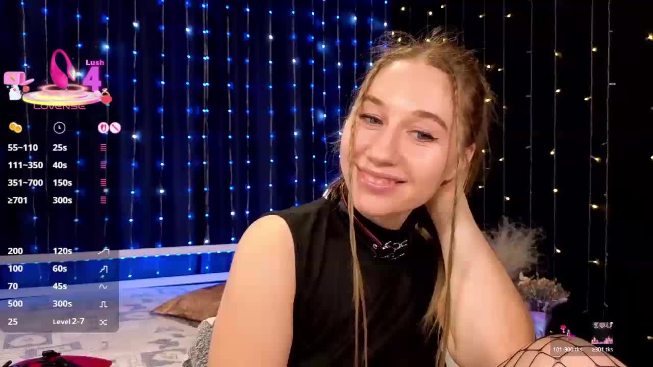 kiskaWEDNESDAY Live Sex December 17, 2025