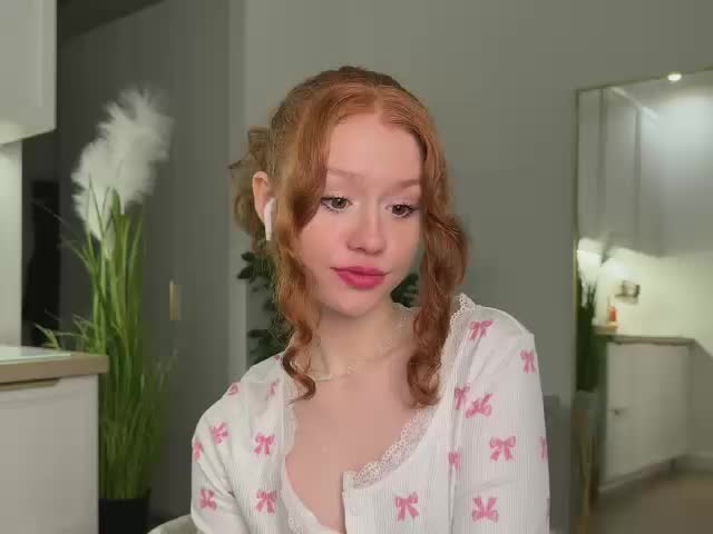 -milka- Live Sex December 12, 2025