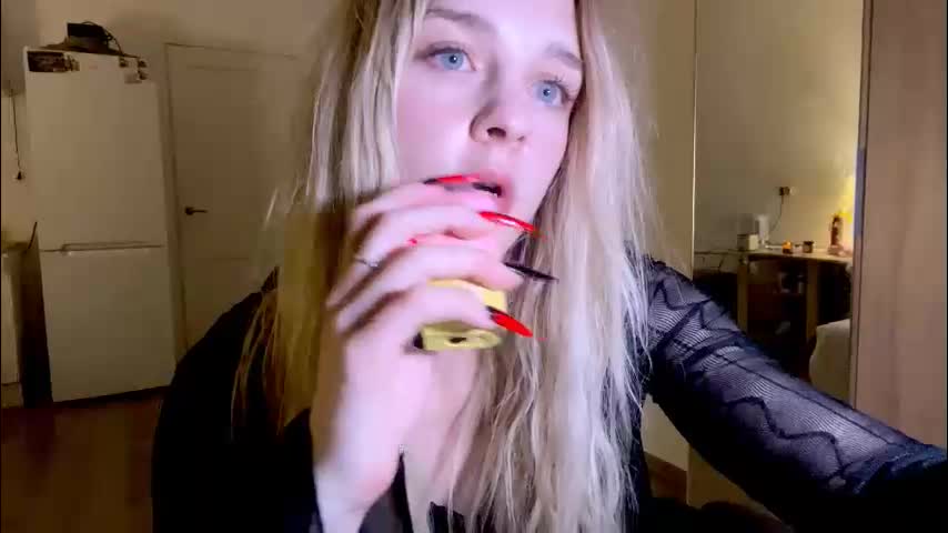 sailormoon666_ Live Sex December 15, 2025