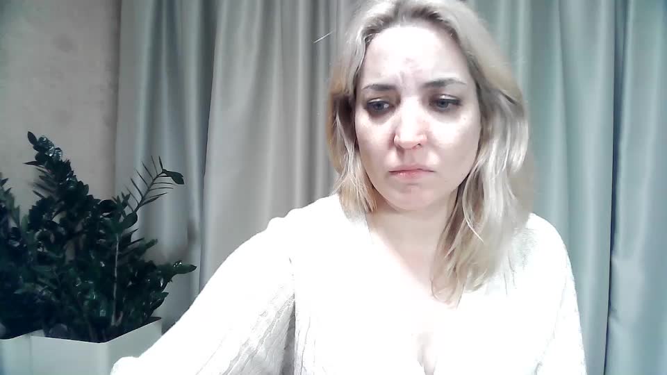 mariska-kiska Live Sex December 14, 2025