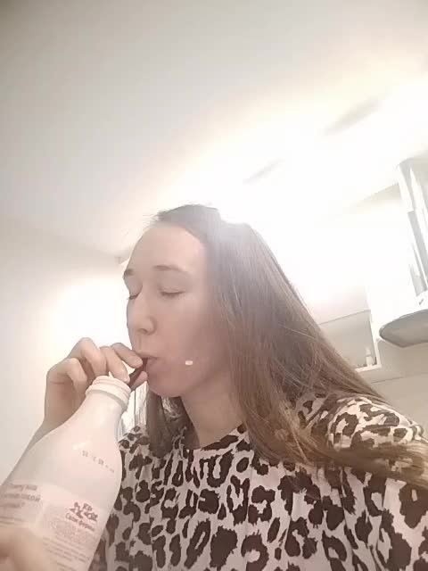 --MODEL--1 Live Sex December 19, 2025