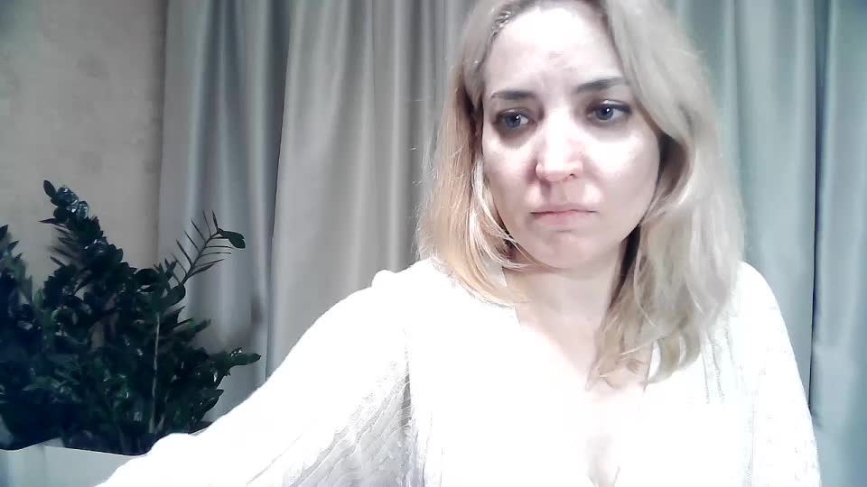 mariska-kiska Live Sex December 14, 2025