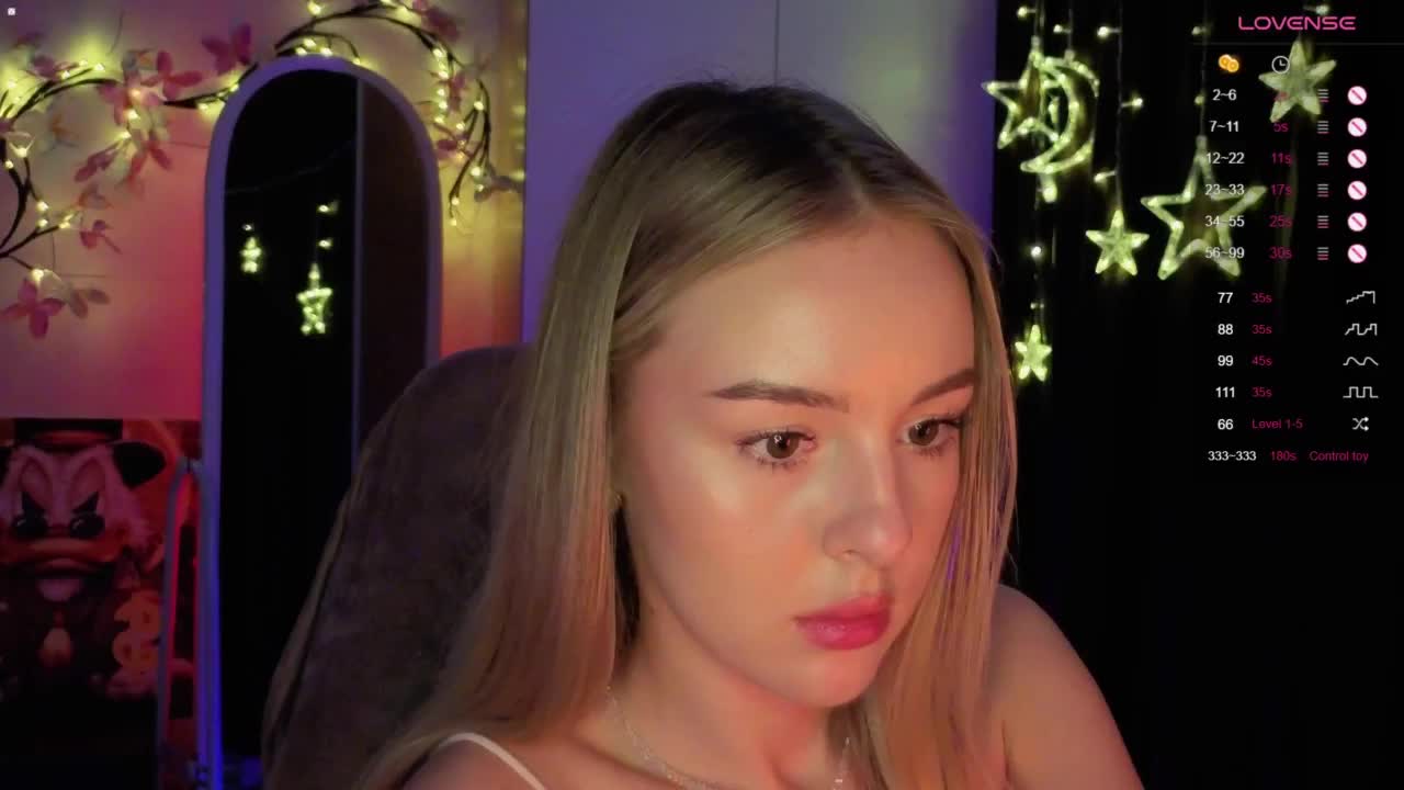 Nestyzz Live Sex December 17, 2025