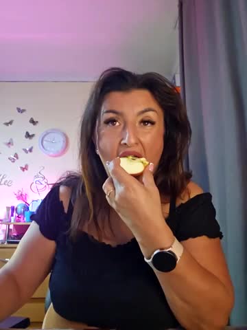 Hotangel75 Live Sex December 17, 2025